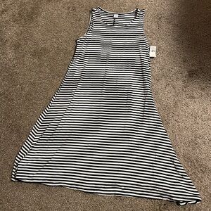 Small old navy black and white striped dress